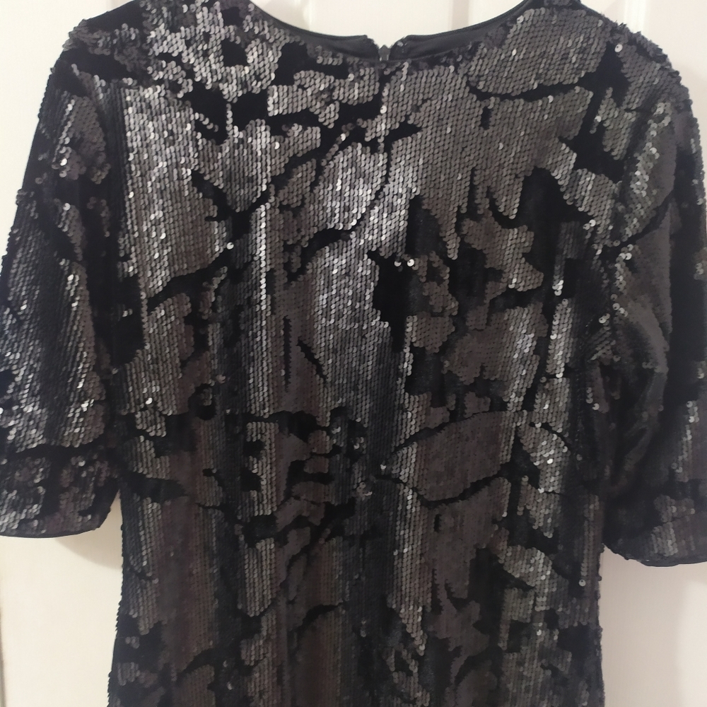 Marc Bouwer Unlimited sequin and velvet black dress. Size M new w/o tags